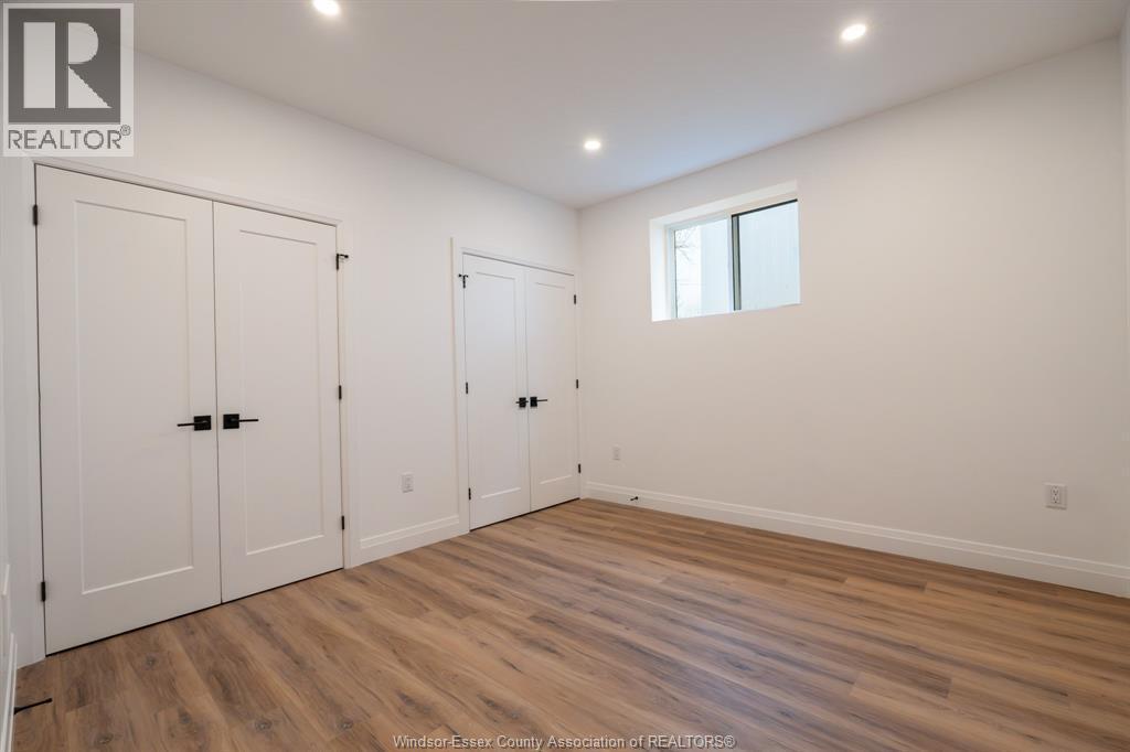 987 Ford Boulevard #2, Windsor — photograph 3