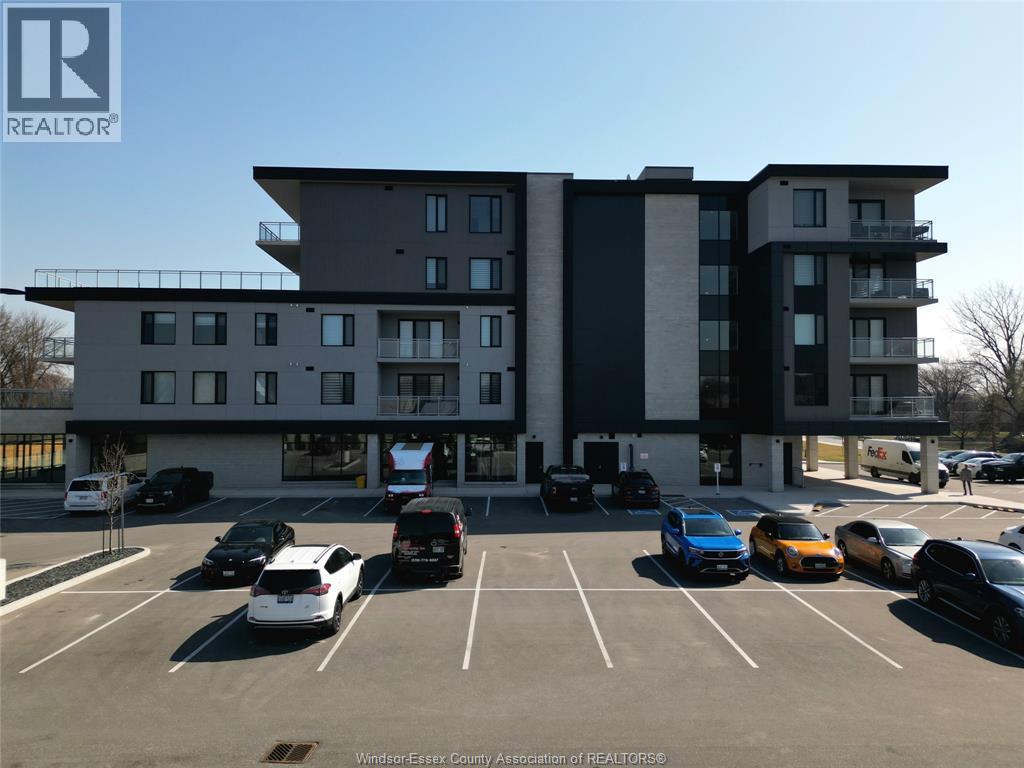 Single Family — 14400 Tecumseh Road, Tecumseh, Ontario
