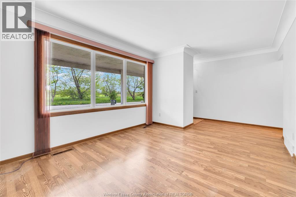 4650-4666 Caboto Drive, LaSalle — photograph 3