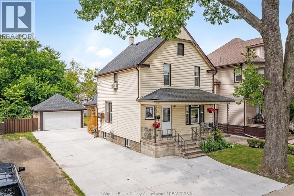 151 Curry Ave, Windsor — photograph 3