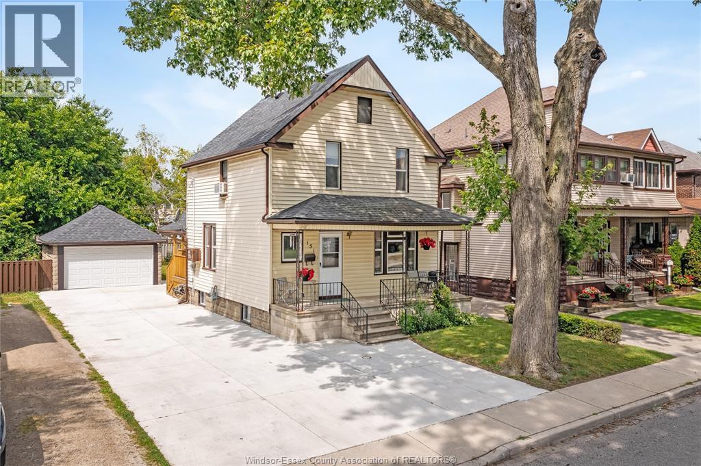 151 Curry Ave, Windsor — primary photograph