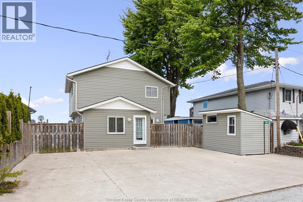 Single Family — 689 Ross Beach, Lakeshore, Ontario