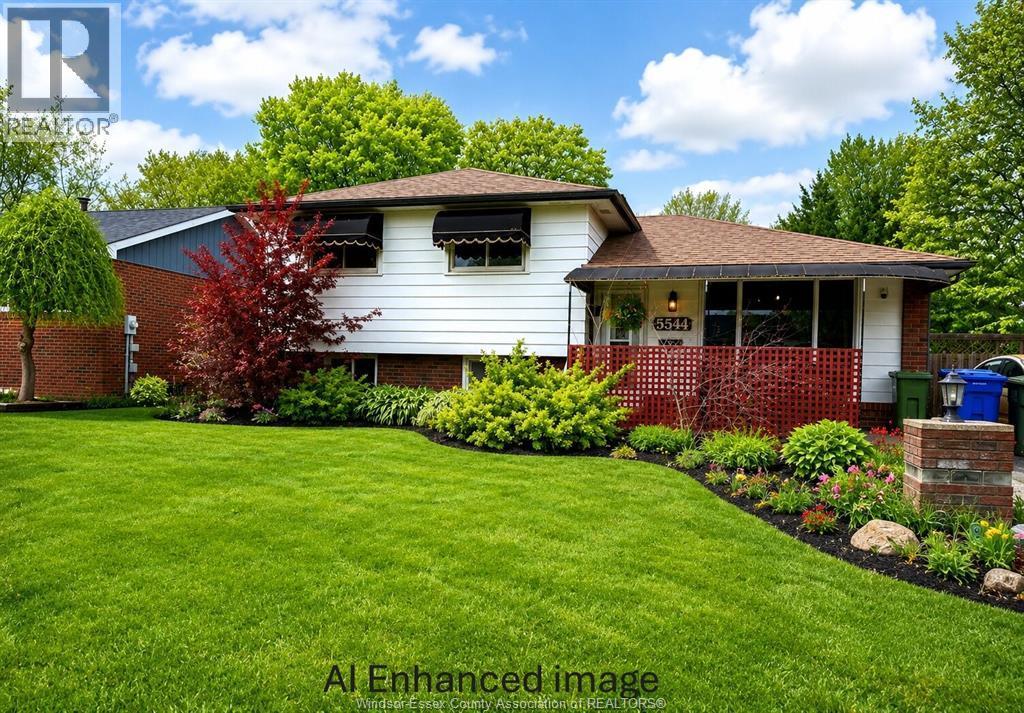 5544 Baldwin Avenue, Windsor — primary photograph