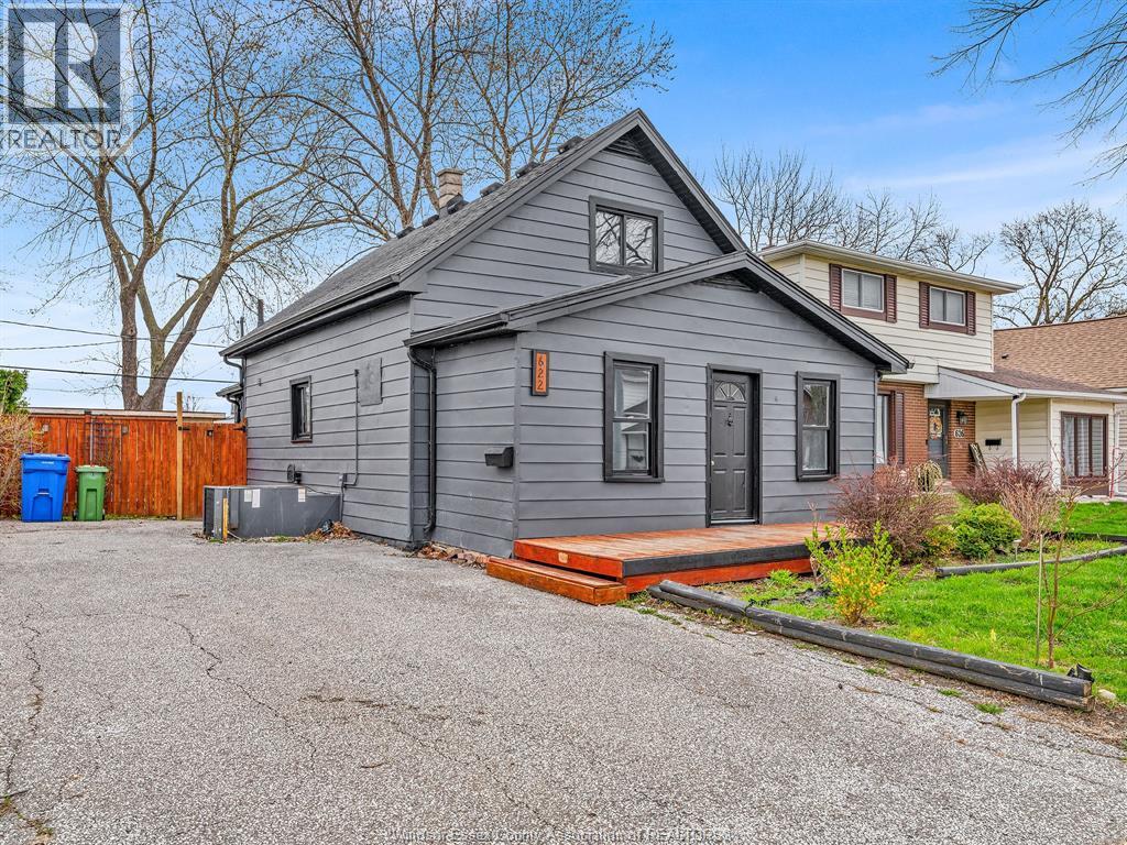 Single Family — 622 Labute Street, Tecumseh, Ontario