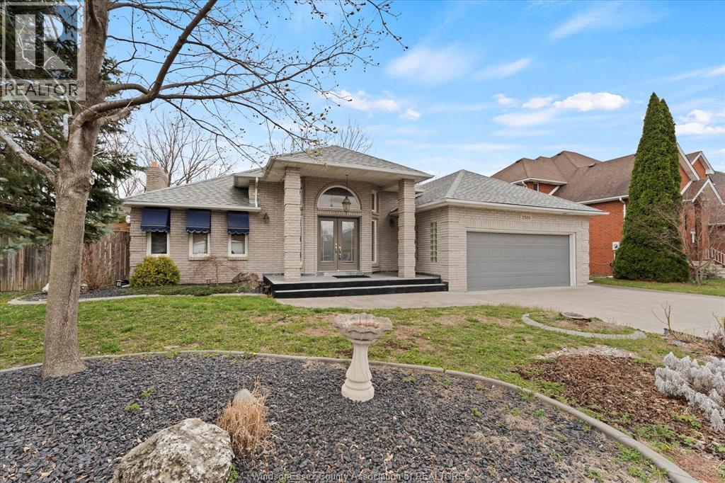 3566 Whiteside Drive, Windsor — photograph 3