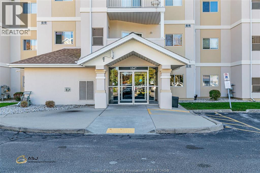 1547 Grand Marais Road #402, Windsor — photograph 2