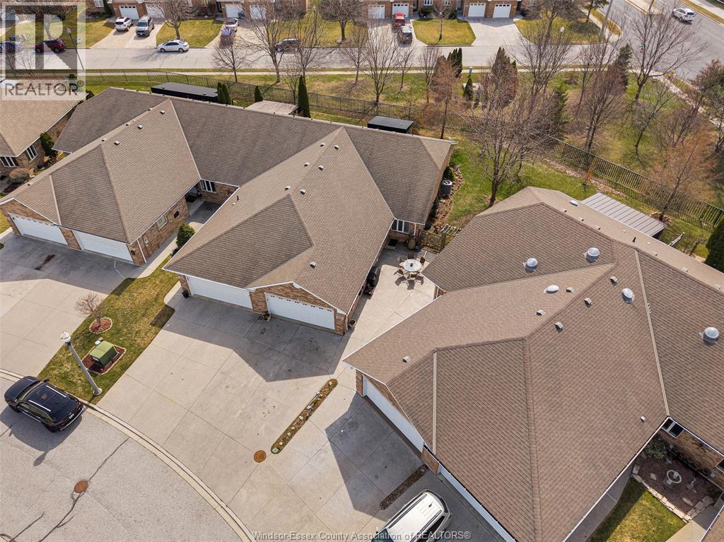 1305 Laurel Bay Court, Windsor — photograph 3