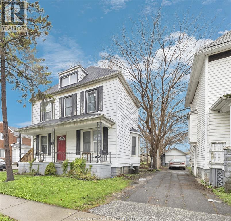 227 Bridge Avenue, Windsor — photograph 3