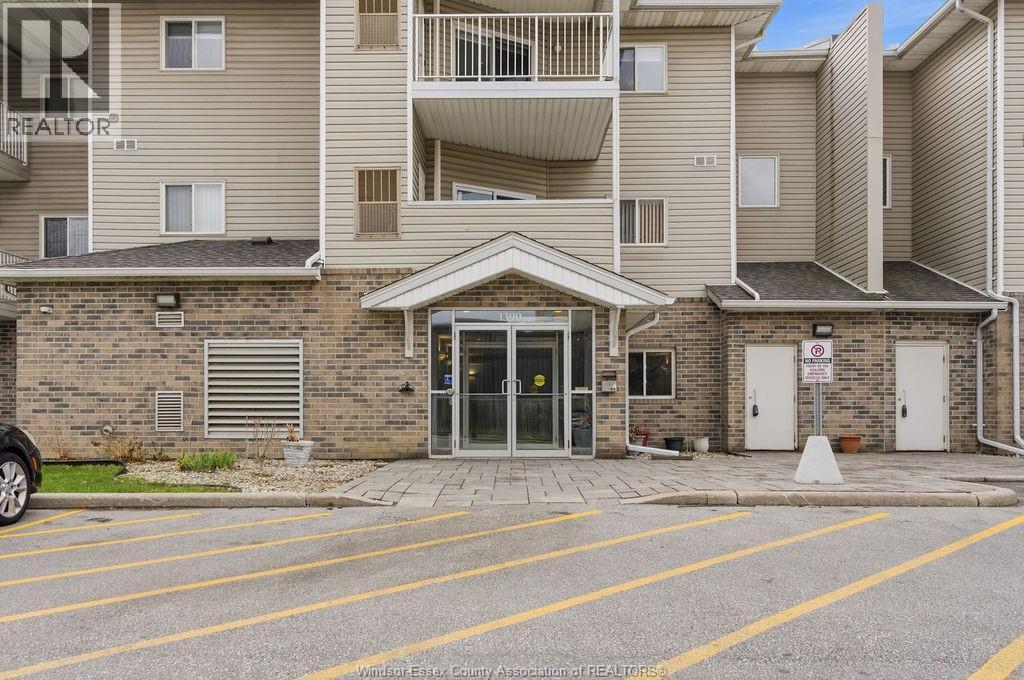 1390 Lauzon Road #222, Windsor — photograph 2