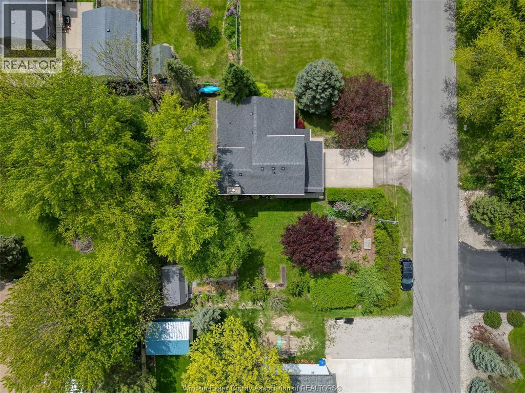 888 Bayview, Kingsville — photograph 2