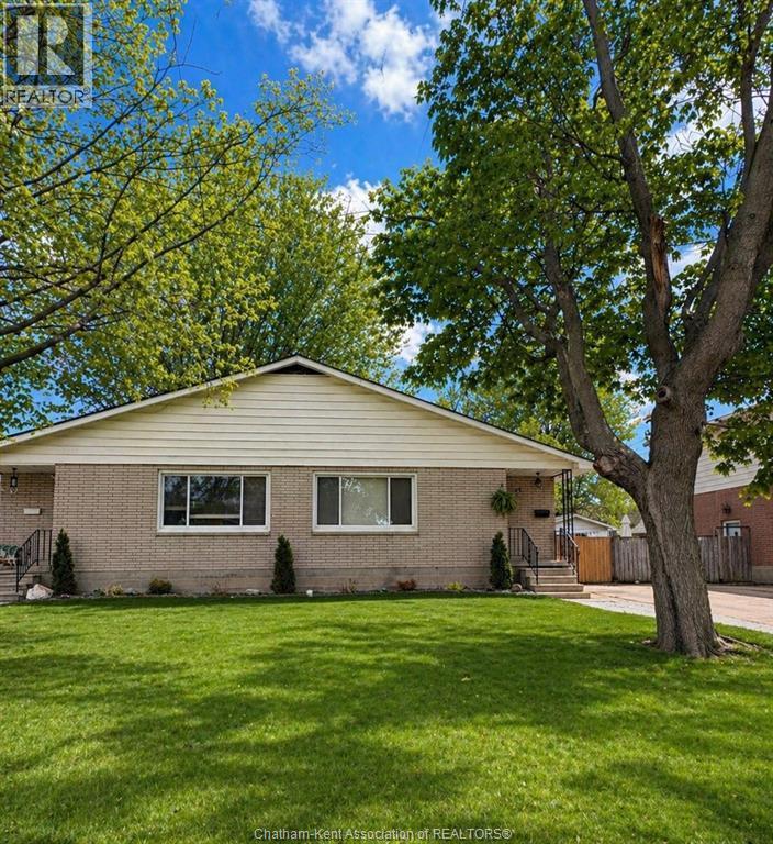 Single Family — 24 Sussex Street, Chatham, Ontario