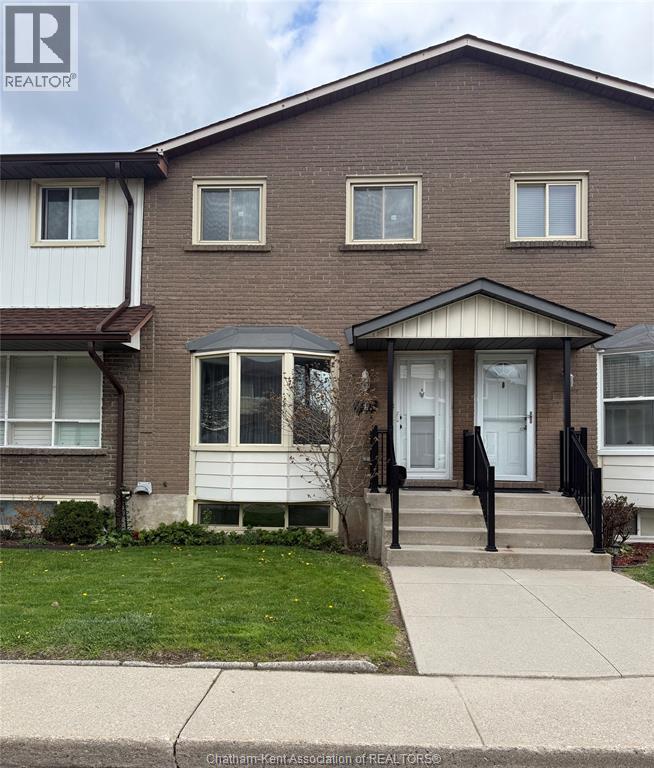 241 Limeridge Road #2, Hamilton — primary photograph