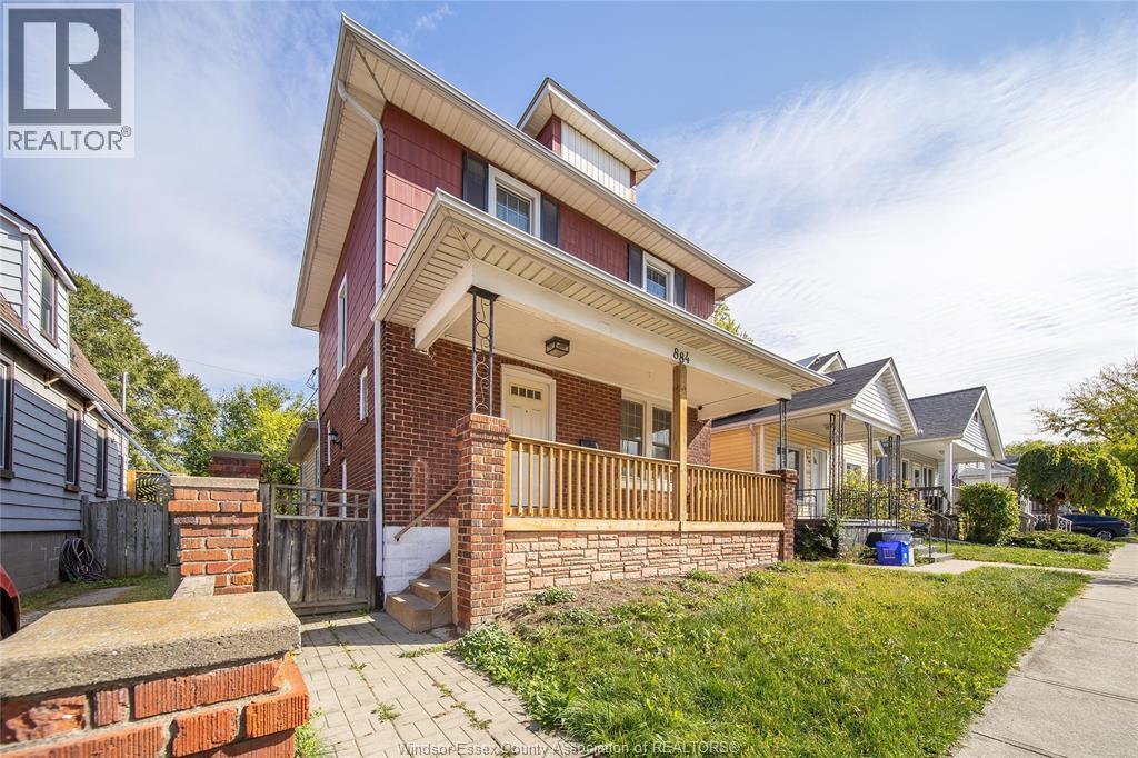 884 Jos Janisse Avenue, Windsor — photograph 3