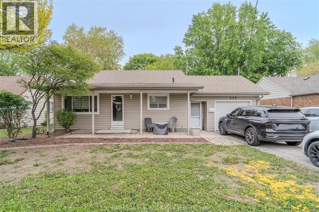 530 Lesperance Road, Tecumseh — photograph 2
