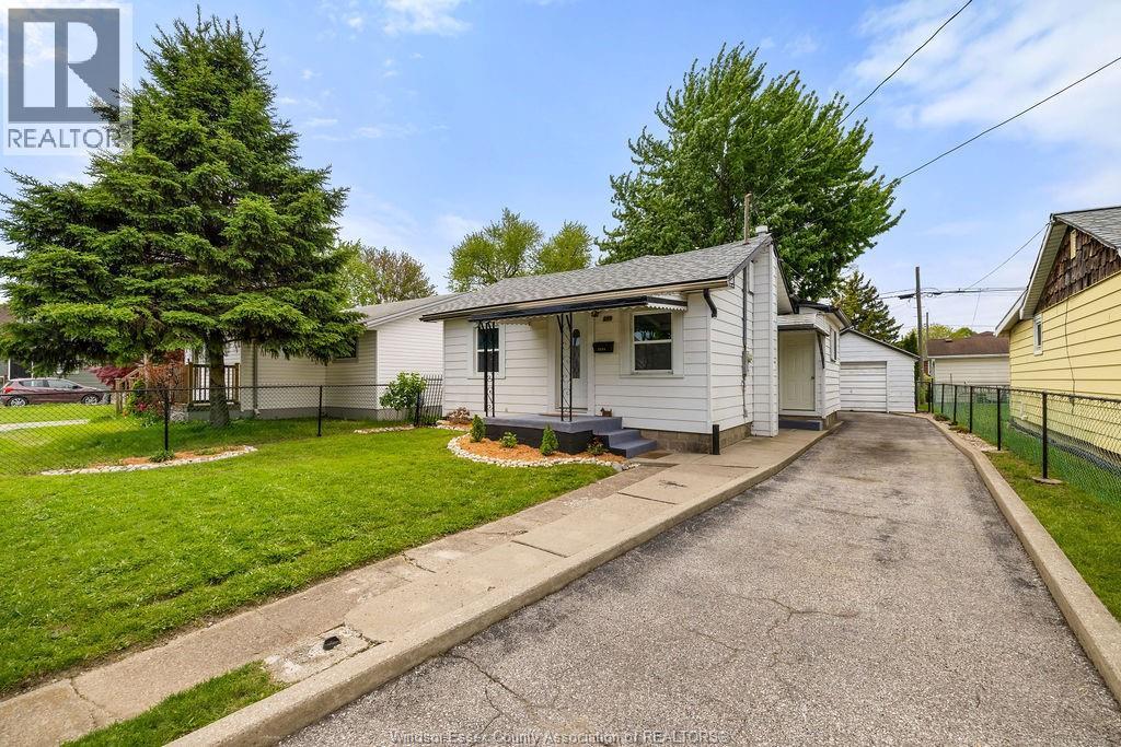 2519 Pillette, Windsor — photograph 2