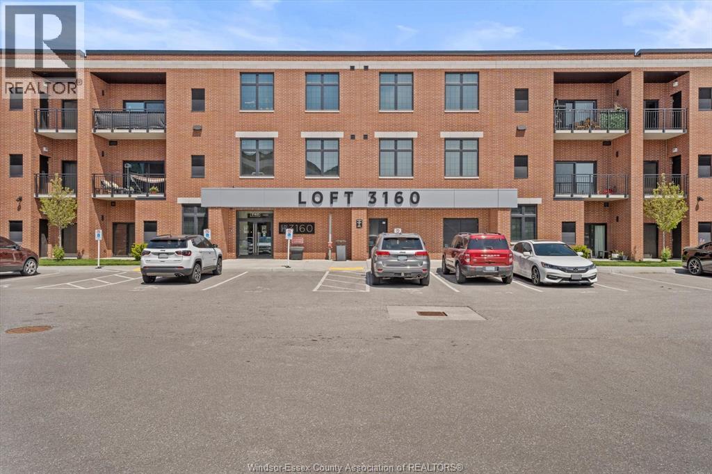3160 Meadowbrook Lane #310, Windsor — photograph 2