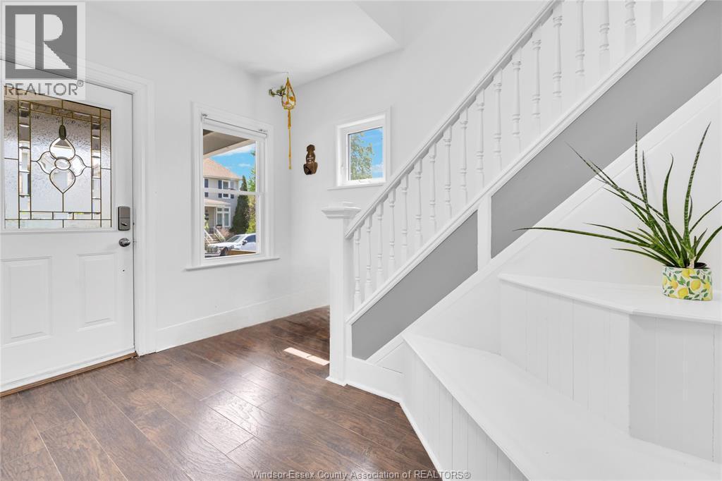 521 Windermere, Windsor — photograph 3