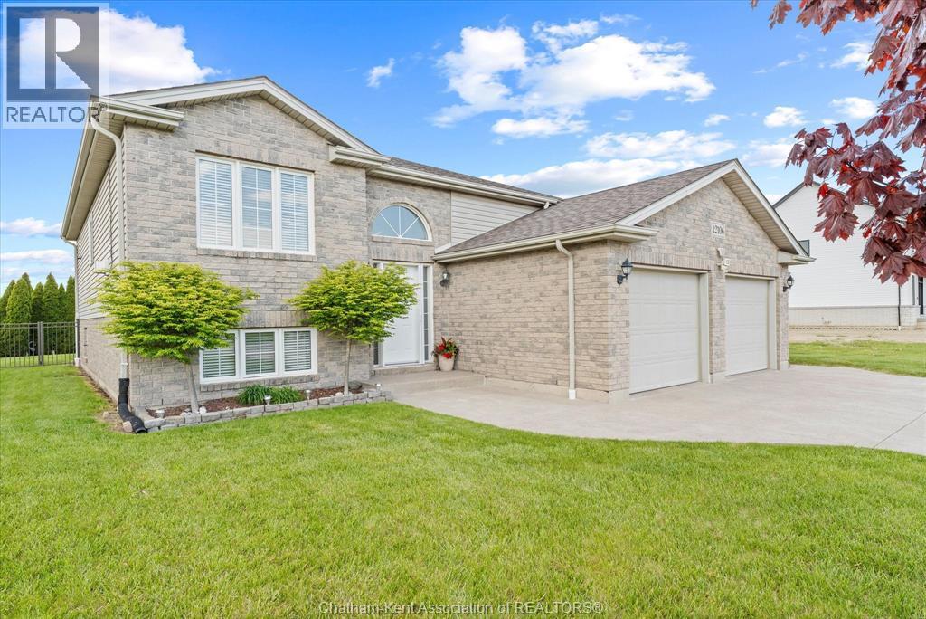 12106 Ducharme Lane, McGregor — photograph 2