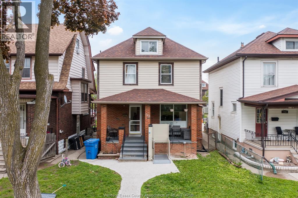 748 Moy, Windsor — primary photograph