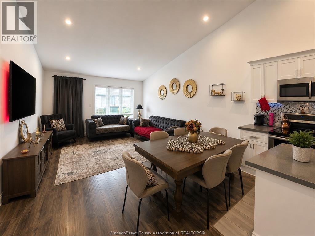 3639 Hallee Crescent, Windsor — photograph 2