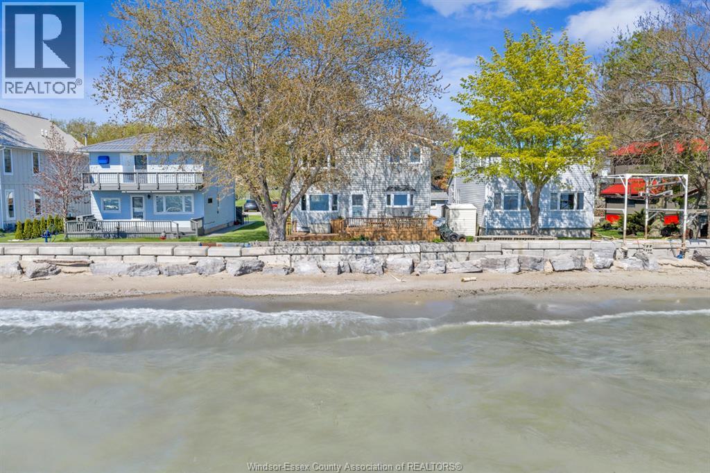 545 Lakeview Avenue, Essex — photograph 2