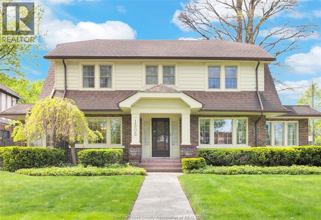 1505 Victoria Avenue, Windsor — primary photograph