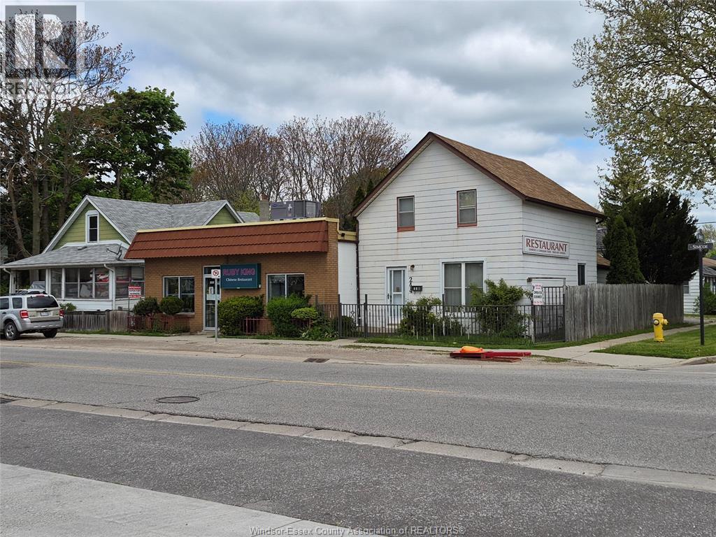 Industrial — 244-246 Simcoe Street, Amherstburg, Ontario