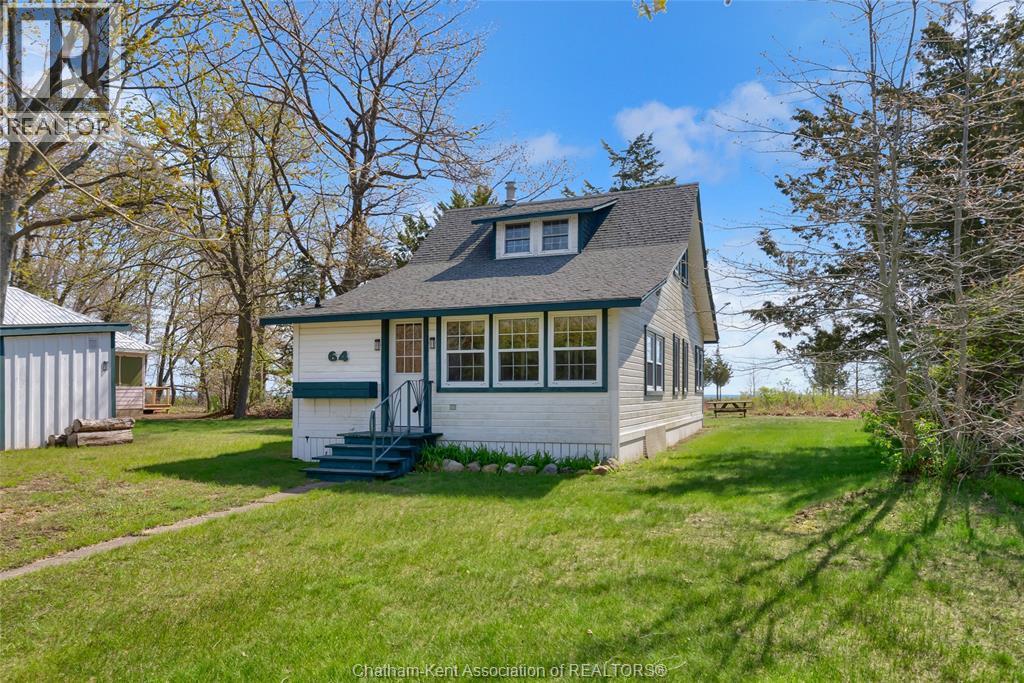 Single Family — 17722 Lakeshore Road, Rondeau Park, Ontario