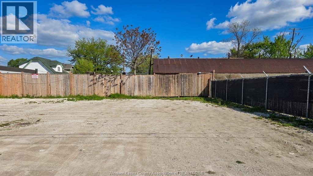 506 Hanna Street #Upper B, Windsor — photograph 3