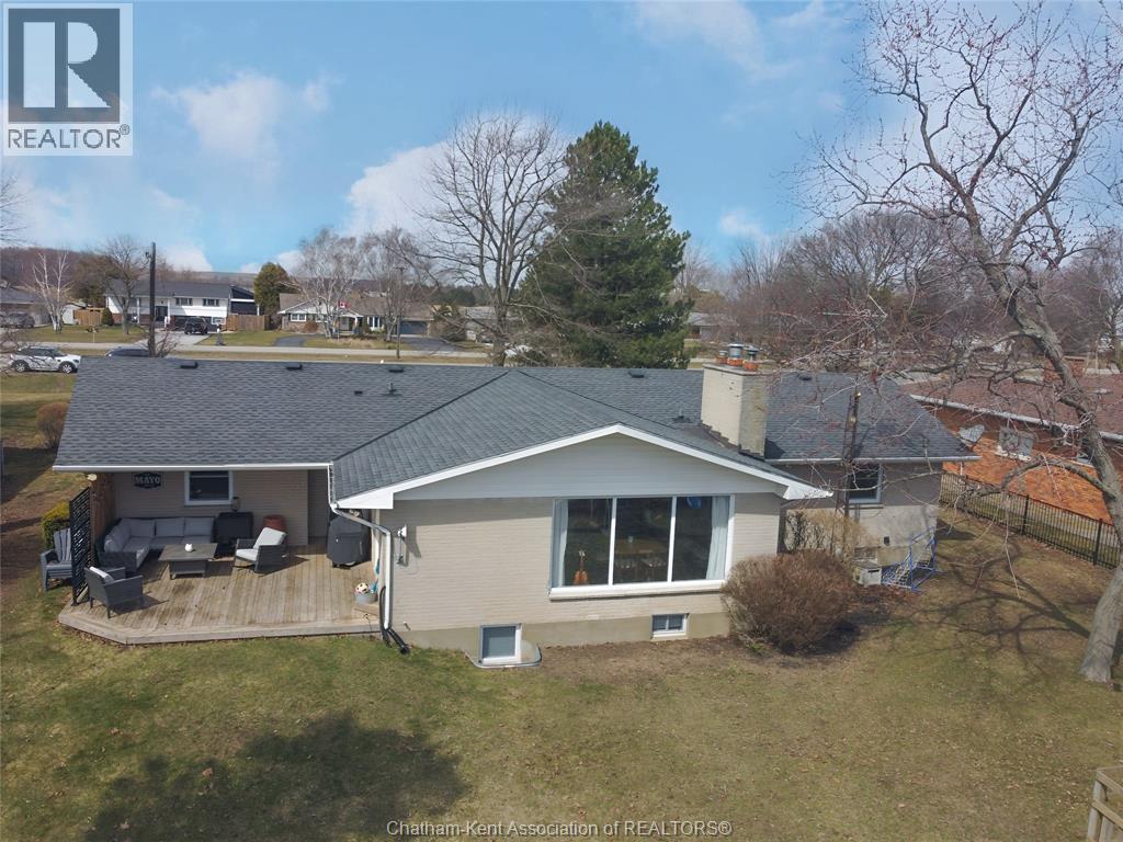 8882 Talbot Trail, Blenheim — photograph 3