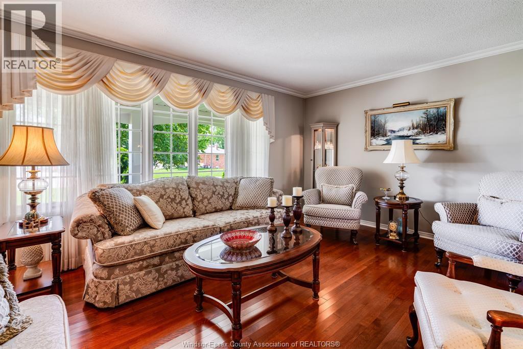 106 Mill Creek Crescent, Kingsville — photograph 3