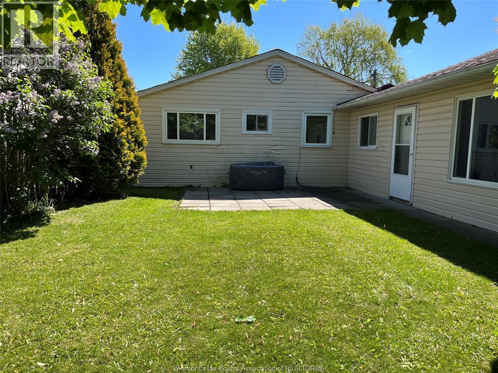 589 Elinor, Windsor — photograph 2
