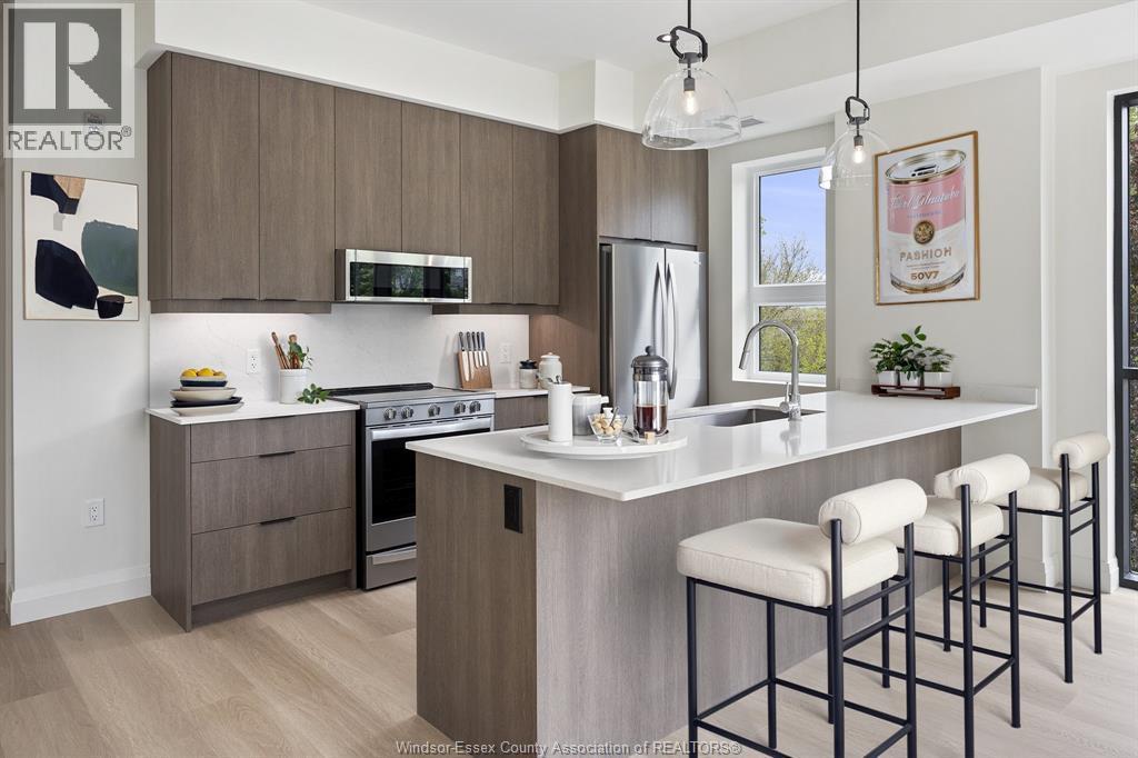 1630 Sprucewood Avenue #303, LaSalle — photograph 3