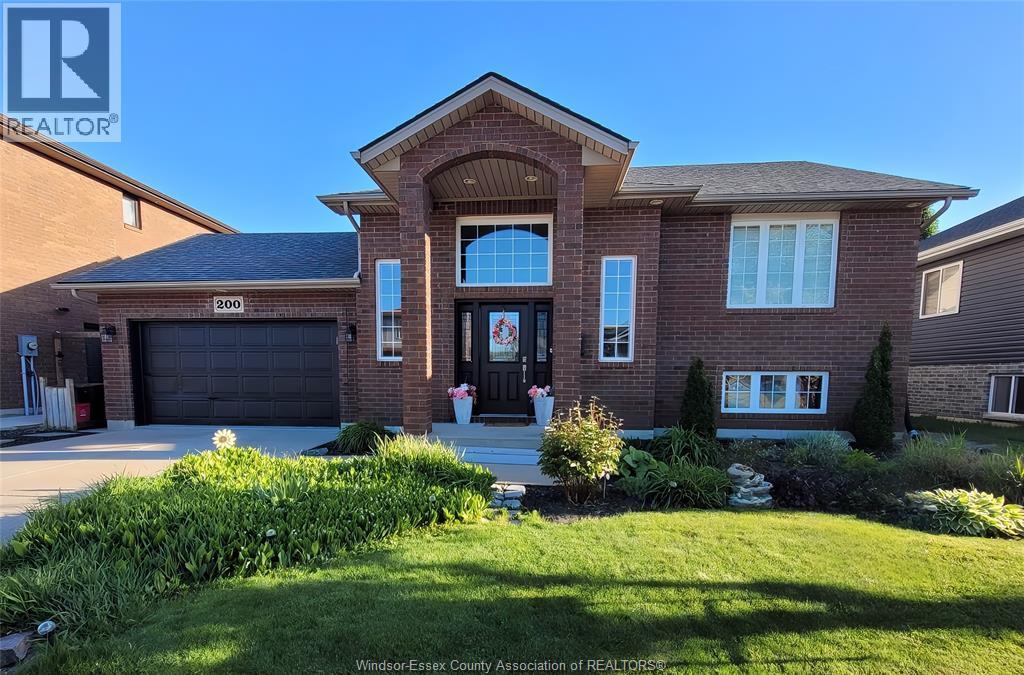 Single Family — 200 Riverview Avenue, LaSalle, Ontario