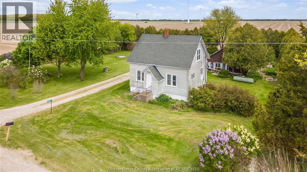 9656 Gracey Side Road, Lakeshore — photograph 2