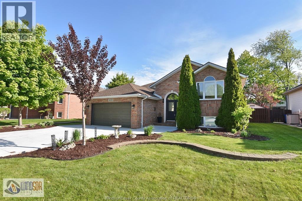 Single Family — 1630 Minto, LaSalle, Ontario