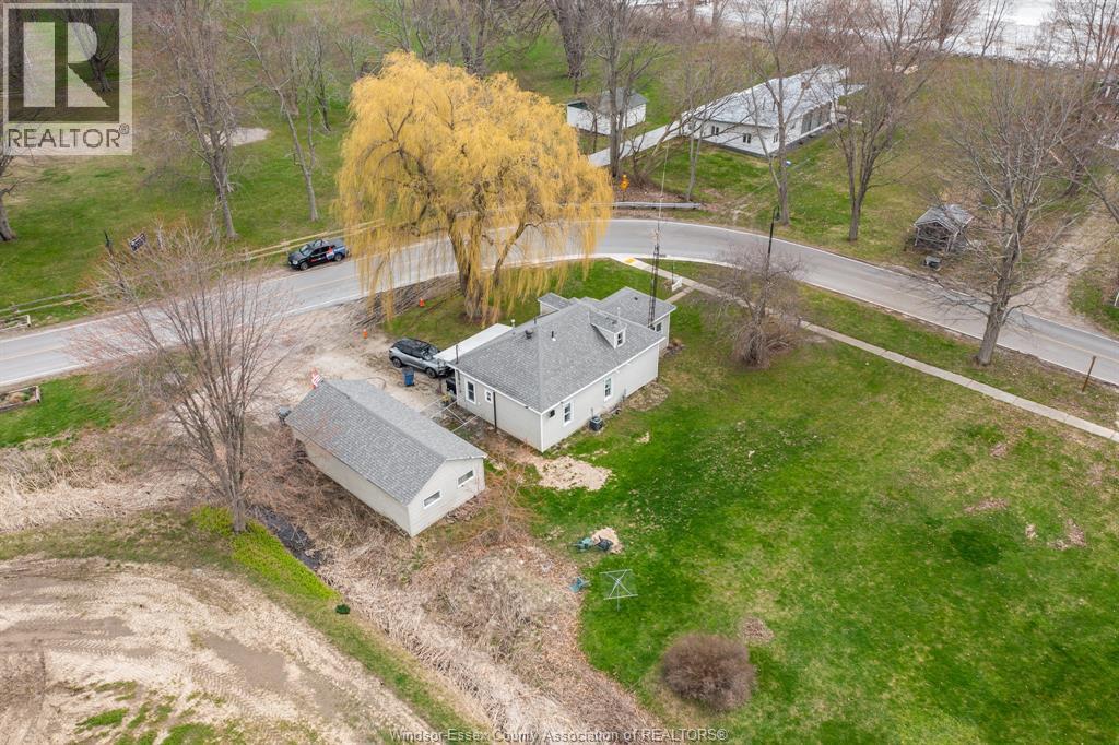 820 Towanda Boulevard, Erie Beach — primary photograph