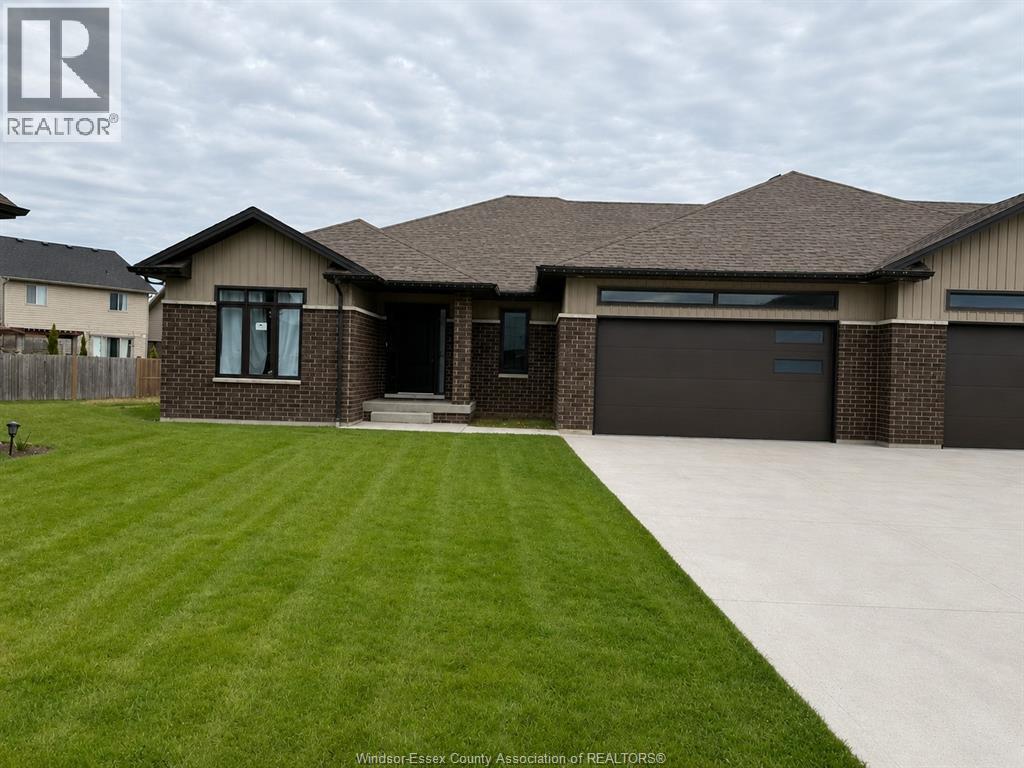 Single Family — 85 Bordeaux Place, Chatham, Ontario