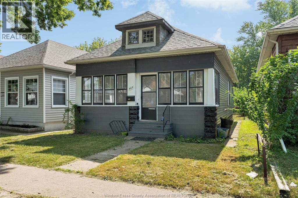 505 McKay, Windsor — primary photograph