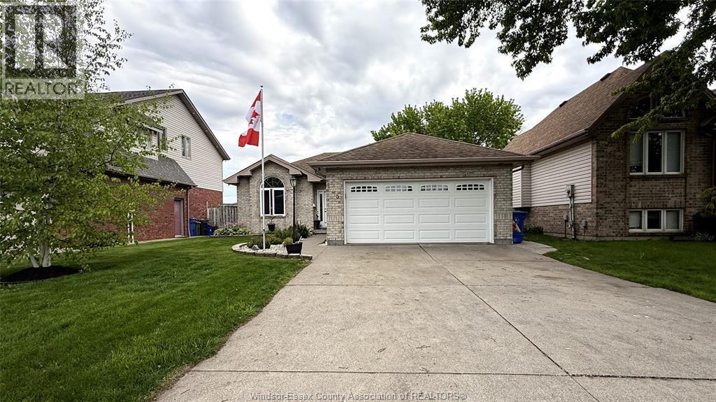 105 Mousseau Crescent, Belle River — photograph 2