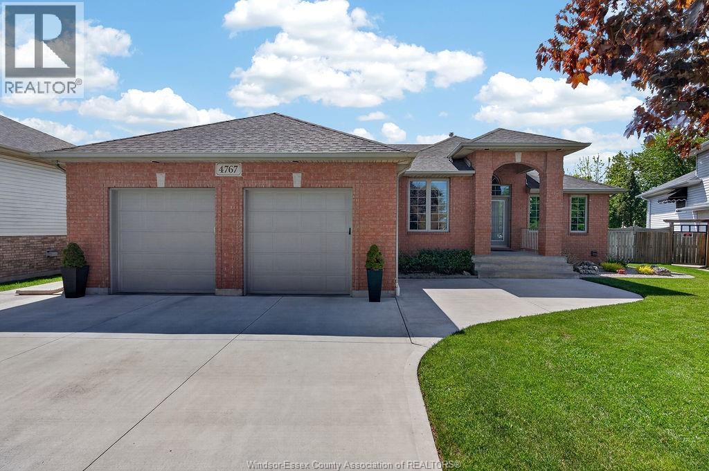 4767 Shadetree, Windsor — photograph 3