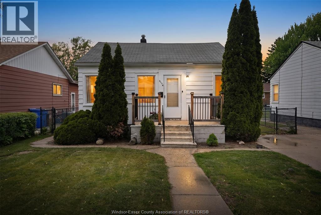 Single Family — 3174 Manchester Road, Windsor, Ontario