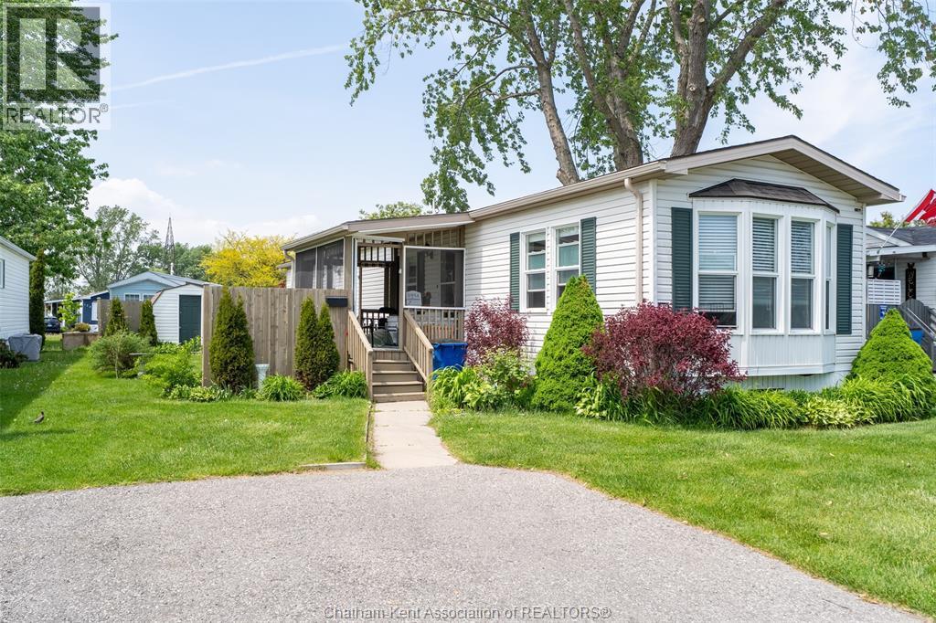 144 Dunkirk Drive, Chatham — photograph 2