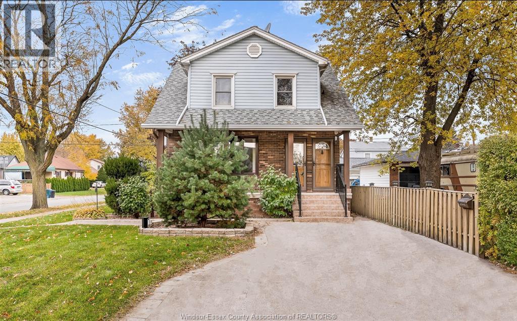 704 Bensette, Windsor — primary photograph