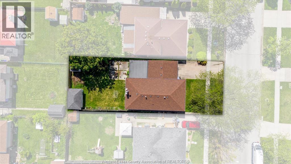 10575 Mulberry Drive, Windsor — photograph 2