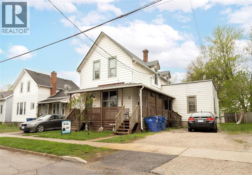 128 West Street, Chatham — photograph 2