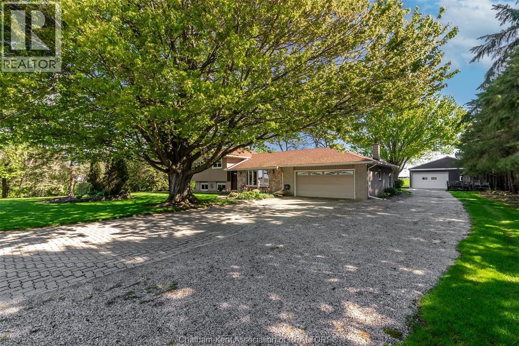Single Family — 21095 Victoria Road, Ridgetown, Ontario