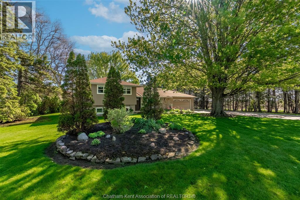 21095 Victoria Road, Ridgetown — photograph 3