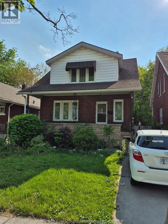 741 Partington, Windsor — primary photograph