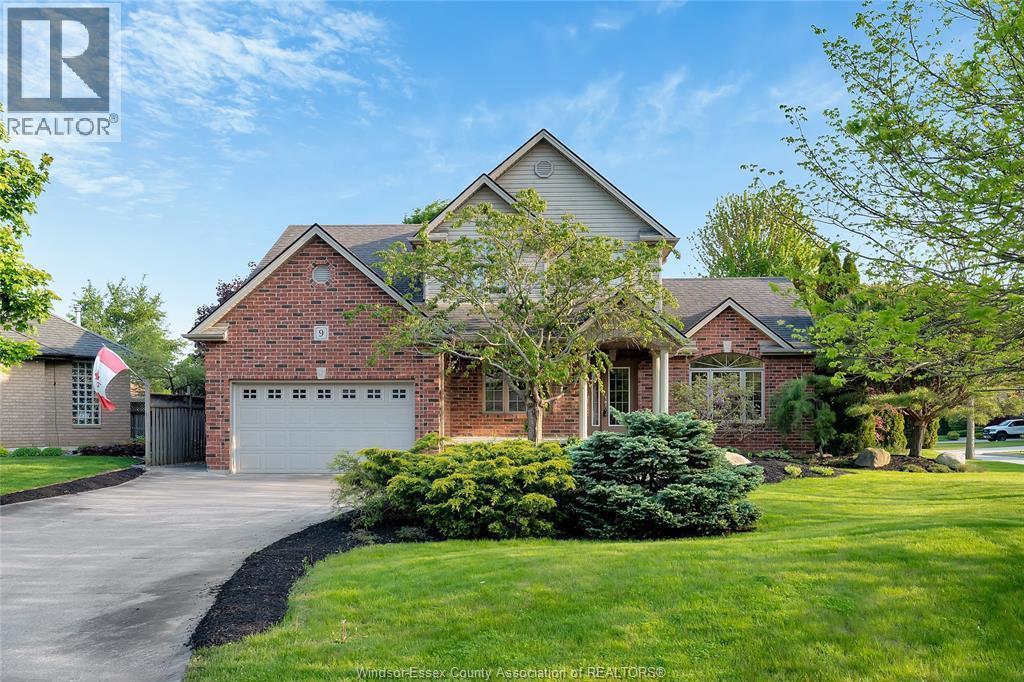 Single Family — 9 Creekview Court, Kingsville, Ontario
